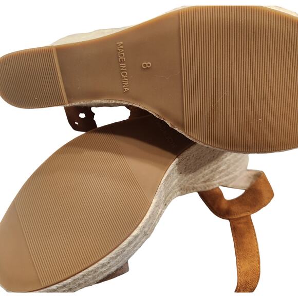 VICKI·VICKI Wedge Sandles, Size 8 - Picture 5 of 5